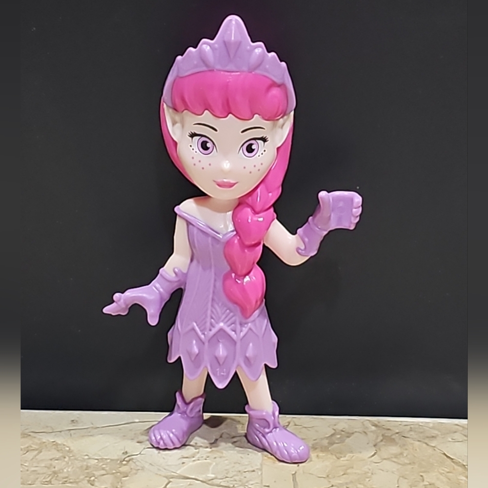 Kinder Surprise Toy ELF Fairy Figure PVC Purple‎ Dress Crown Freckles